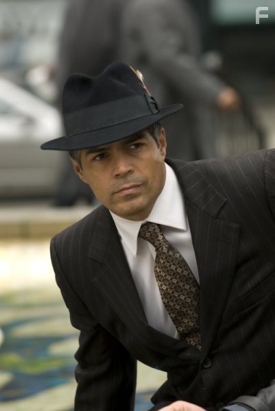 Esai Morales in Каприка (2009)