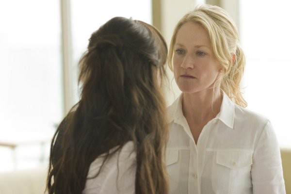 Paula Malcomson in Каприка (2009)