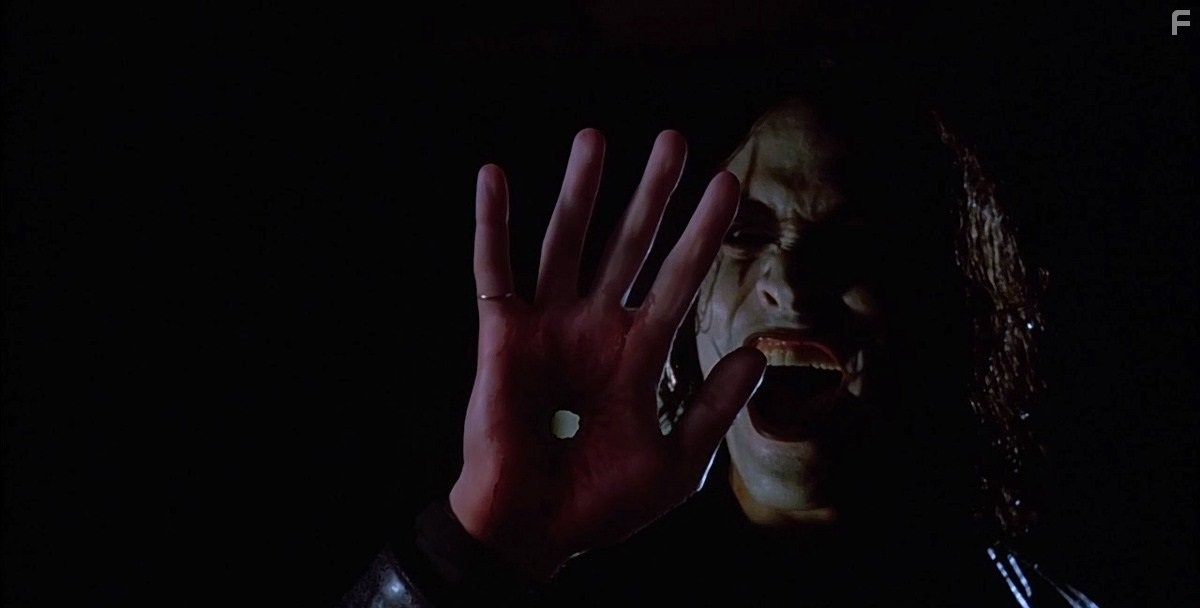 Brandon Lee in Ворон (1994)