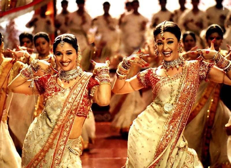 Madhuri Dixit and Aishwarya Rai Bachchan in Девдас (2002)
