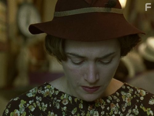 Kate Winslet in Милдред Пирс (2011)