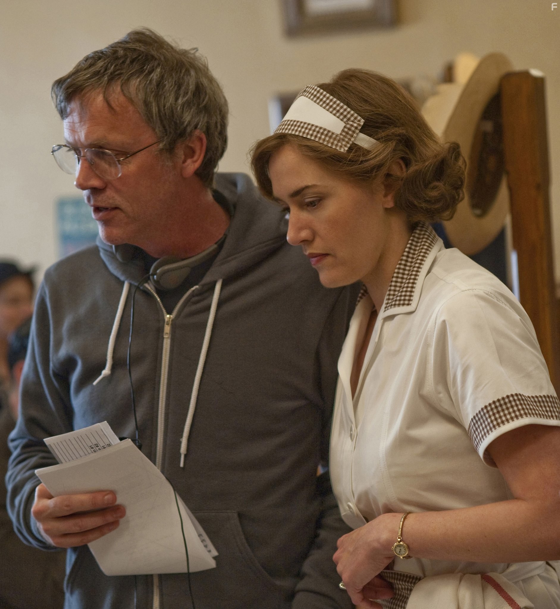 Kate Winslet and Todd Haynes in Милдред Пирс (2011)