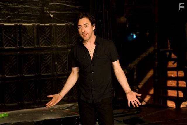 Alan Cumming in Вызов (2009)