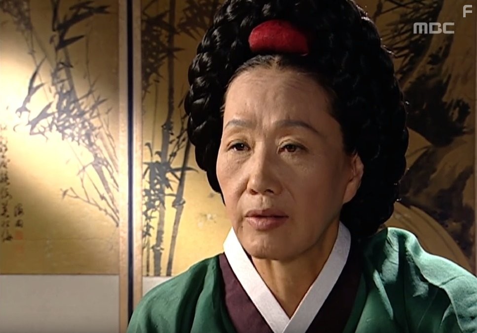 Woon-gye Yeo in Жемчужина дворца (2003)