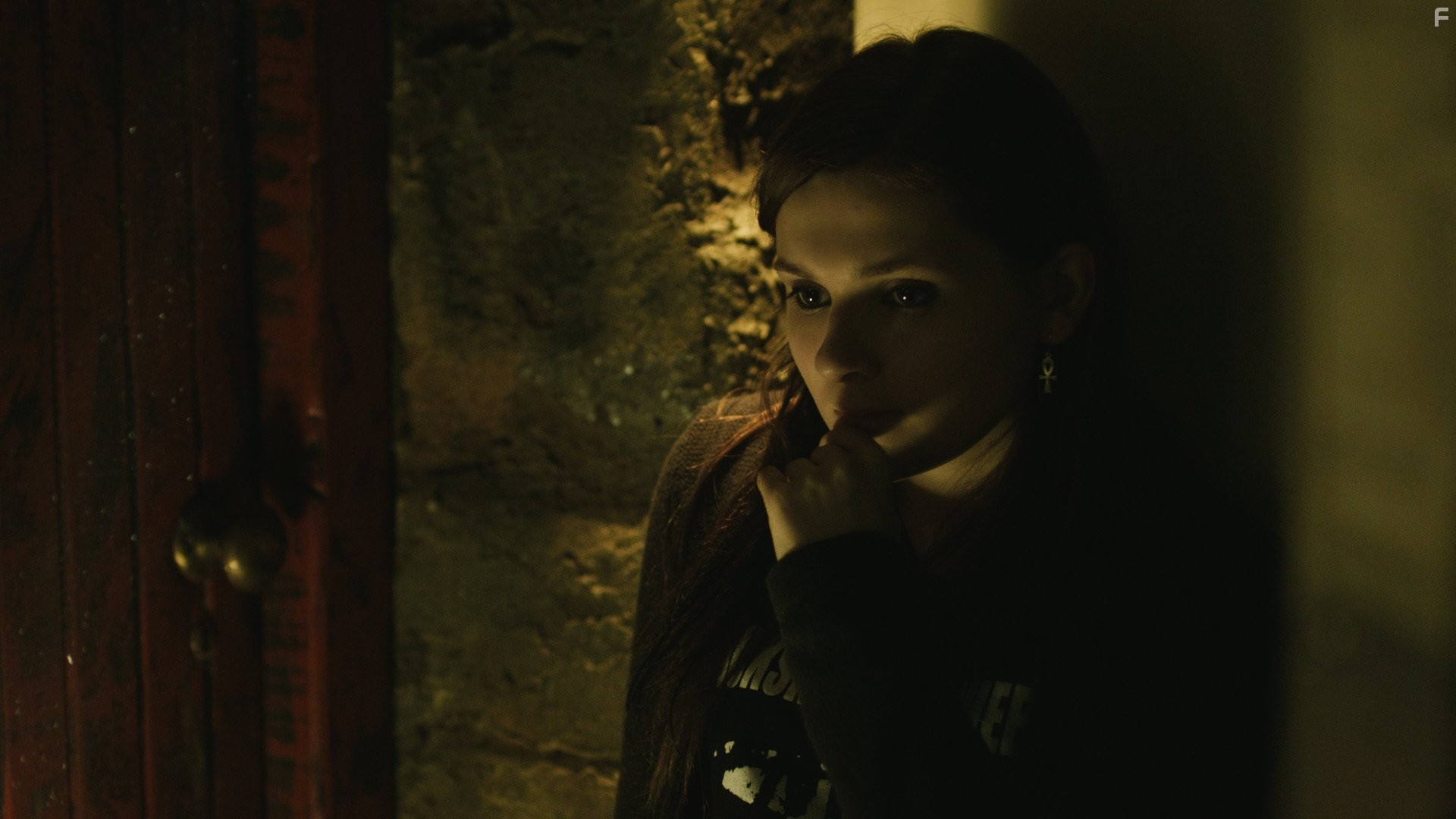Abigail Breslin in Лимб (2013)