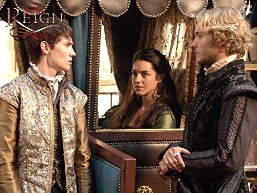 Toby Regbo, Adelaide Kane, and Spencer Macpherson in Царство (2013)