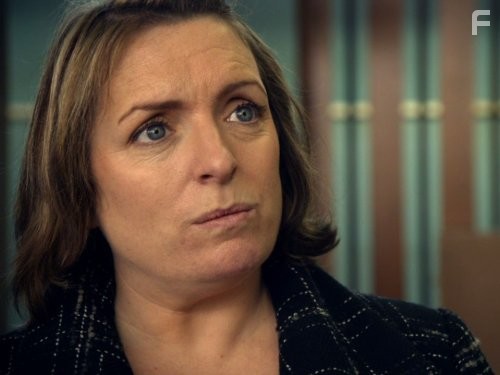 Claire Rushbrook in Современный потрошитель (2009)