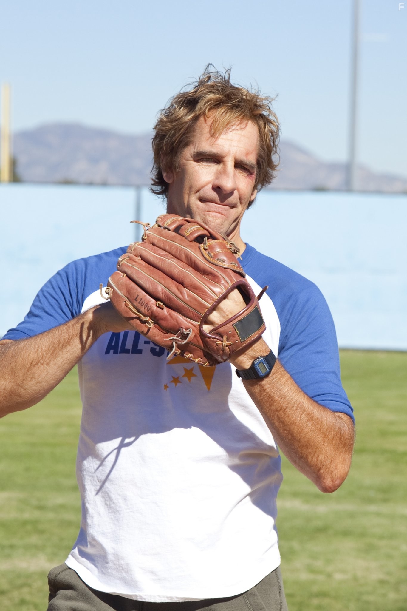 Scott Bakula in Мужчины среднего возраста (2009)