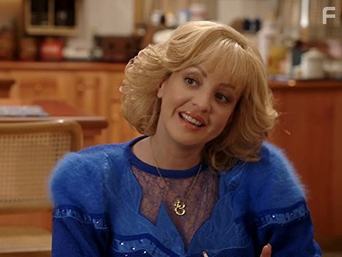 Wendi McLendon-Covey in Голдберги (2013)
