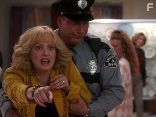 Wendi McLendon-Covey in Голдберги (2013)