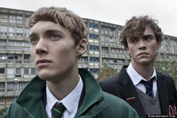 Toby Regbo and Jamie Blackley in Ты хочешь, чтобы я его убил? (2013)