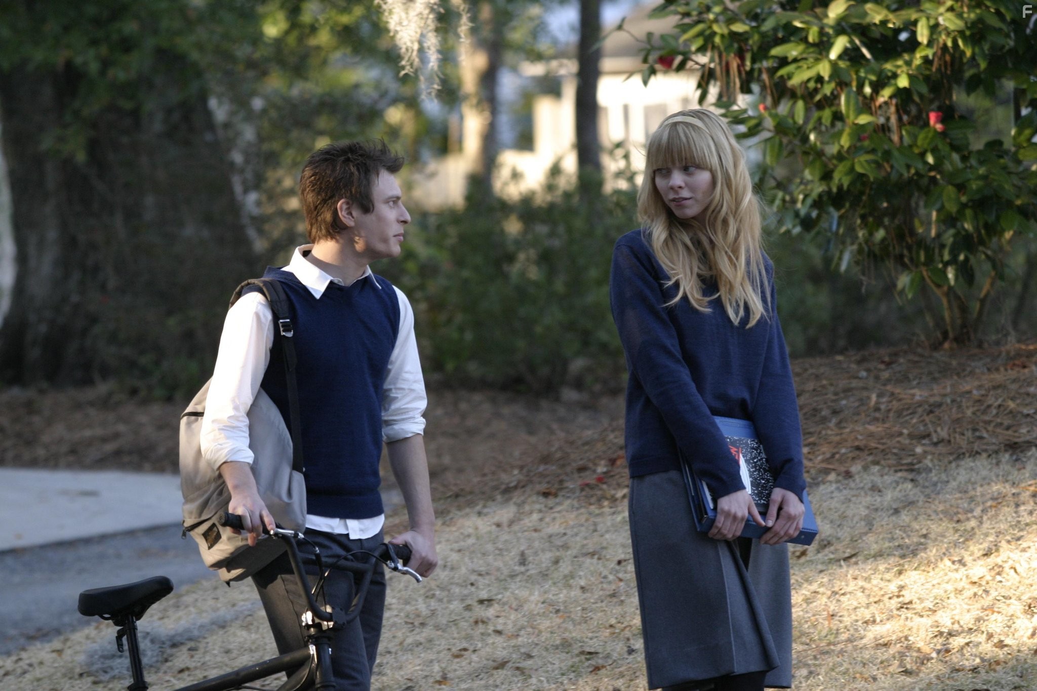 Noah Segan and Alexi Wasser in Последние каникулы 2 (2009)