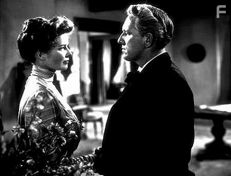 9659-2 Katharine Hepburn and Spencer Tracy in "The Sea Of Grass"