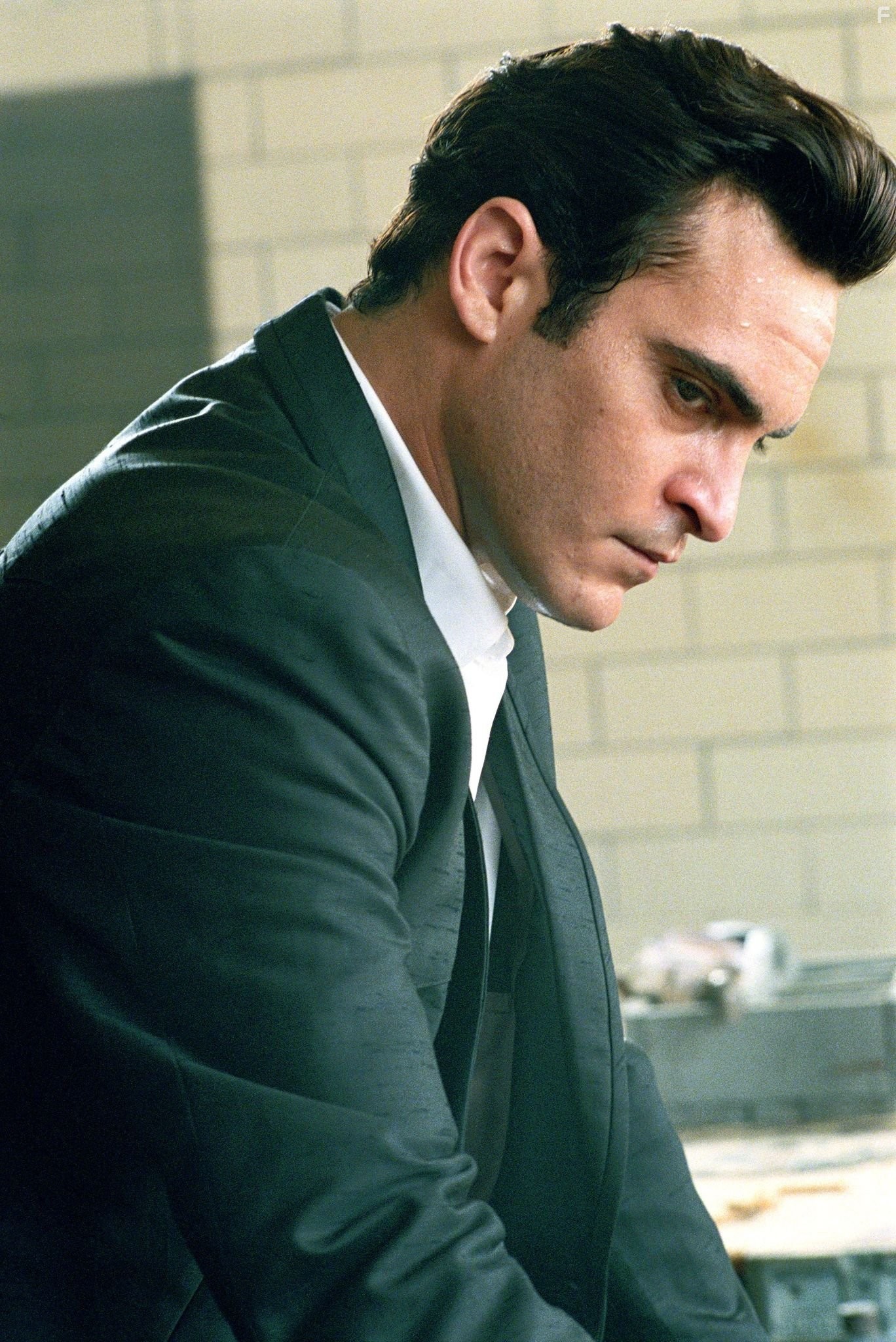 Joaquin Phoenix in Переступить черту (2005)