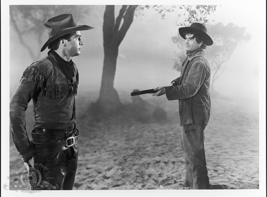 Noah Beery Jr. and Montgomery Clift in Красная река (1948)