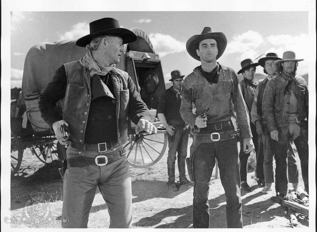 John Wayne, Noah Beery Jr., Montgomery Clift, Hal Taliaferro, and Chief Yowlachie in Красная река (1948)