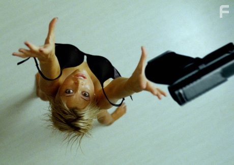 Holly Valance in D.O.A. (2006)