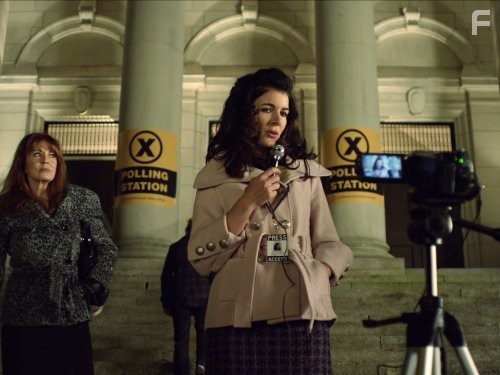 Joanna Cassidy in Call Me Fitz (2010)