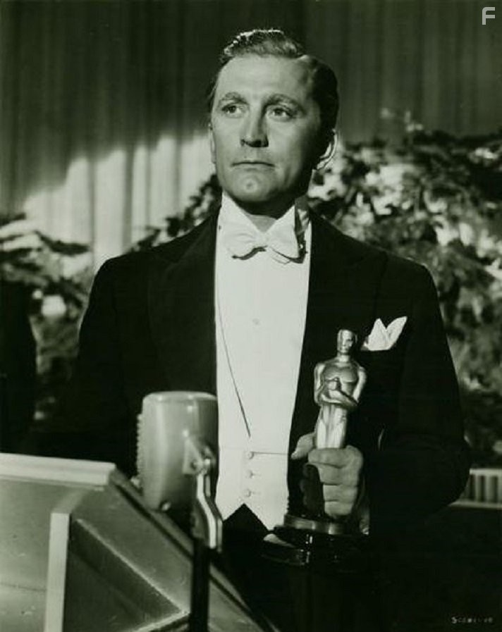 Kirk Douglas in Злые и красивые (1952)