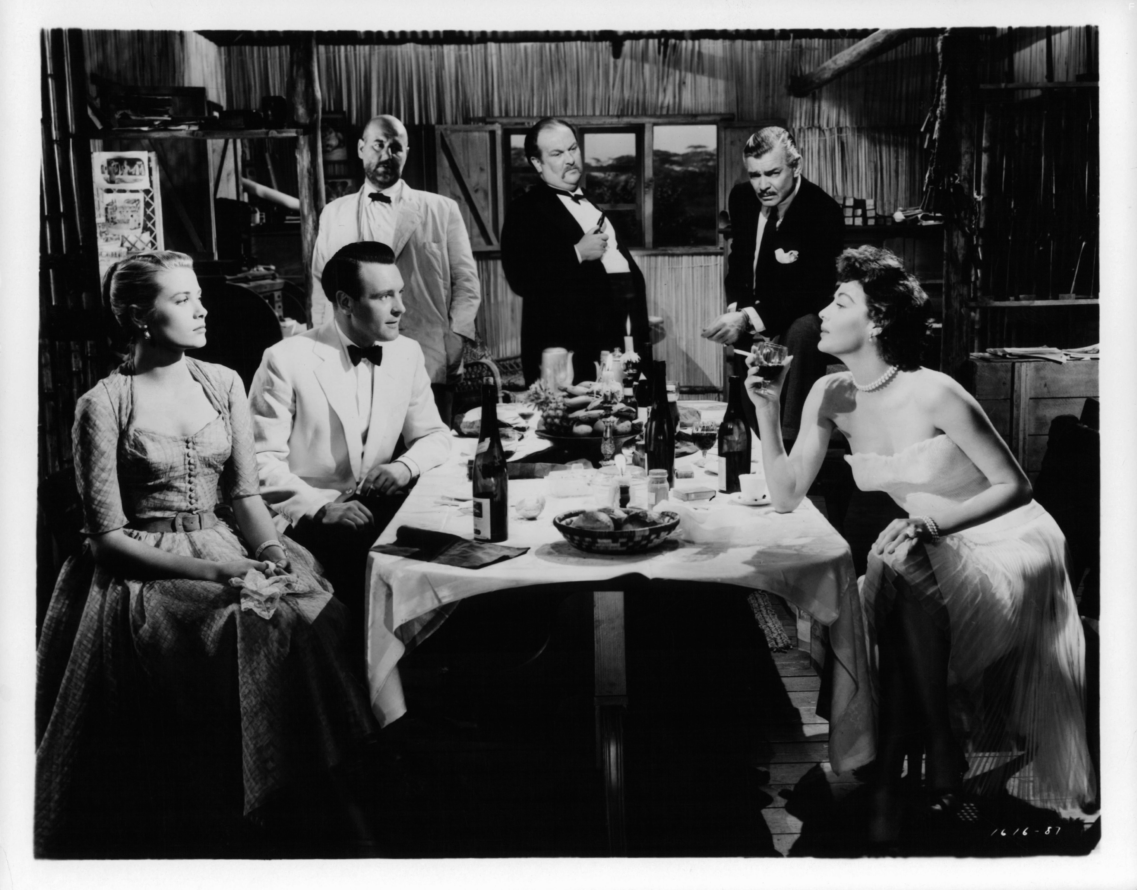 Clark Gable, Grace Kelly, Ava Gardner, Eric Pohlmann, Donald Sinden, and Philip Stainton in Могамбо (1953)