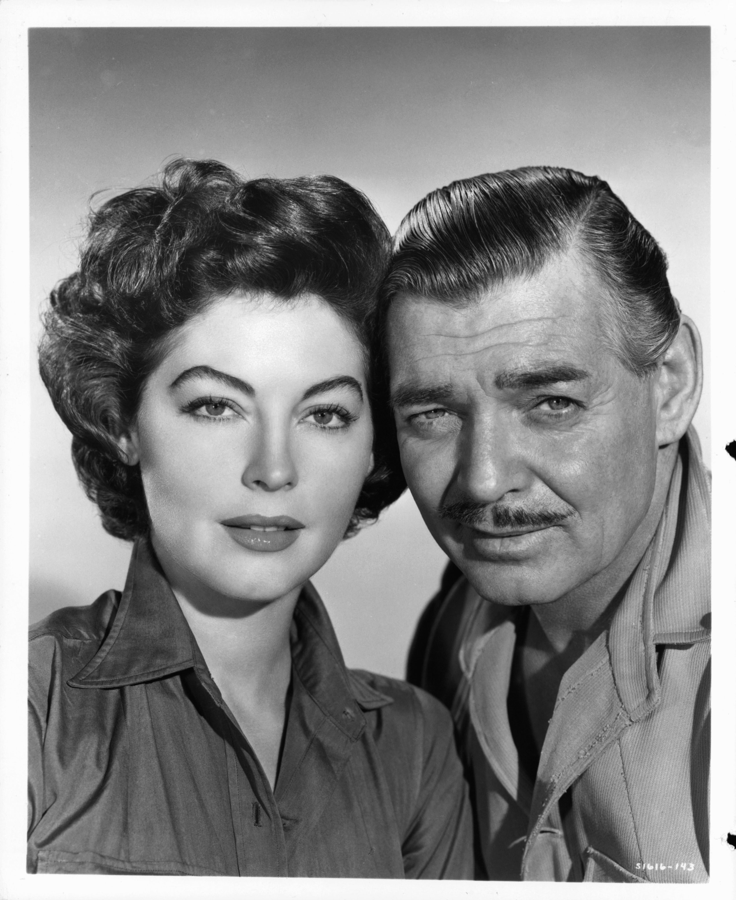 Clark Gable and Ava Gardner in Могамбо (1953)