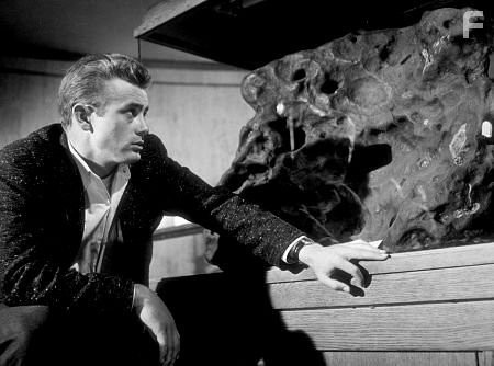 James Dean in "Rebel Without A Cause." 1955 Warner / MPTV