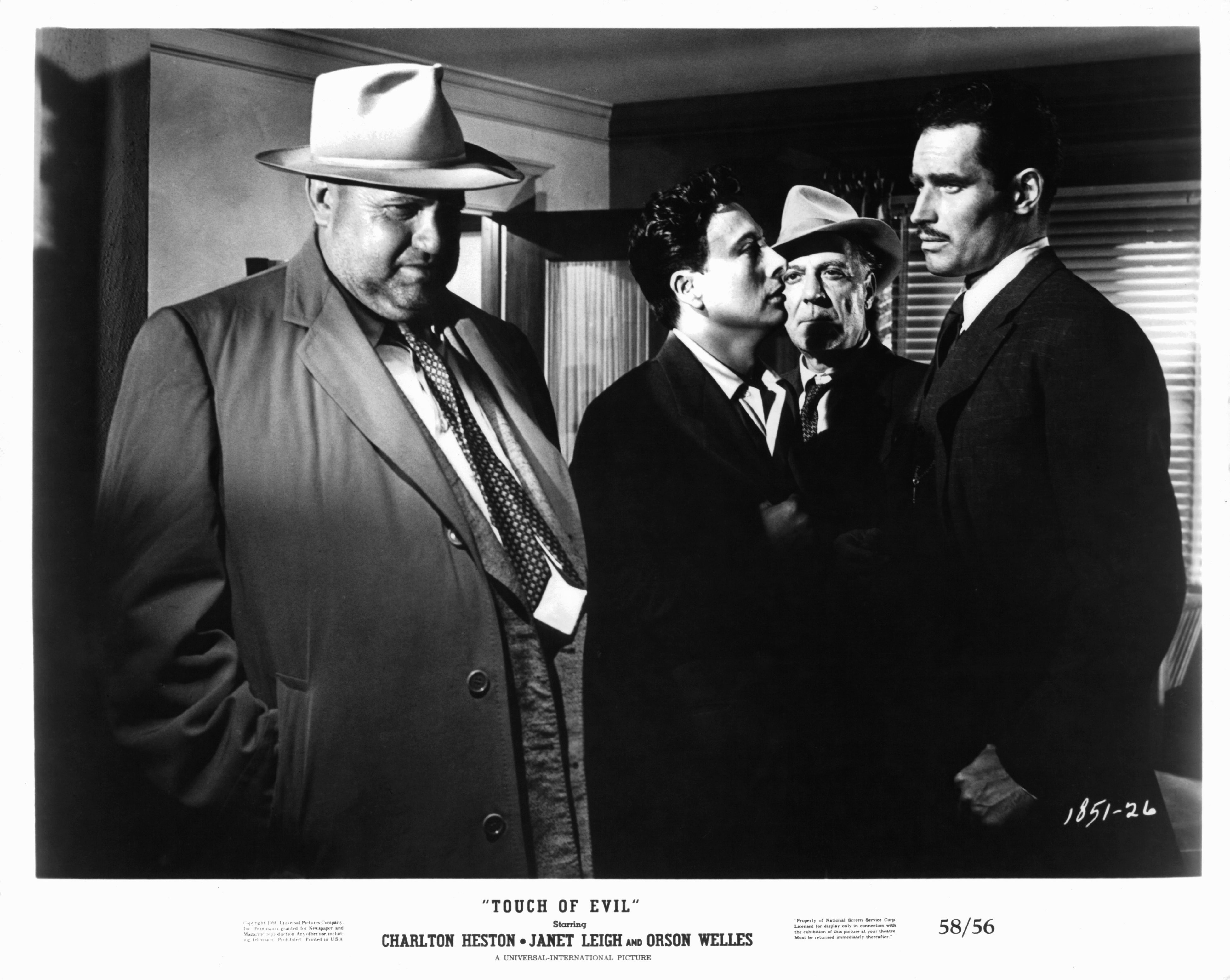 Charlton Heston, Orson Welles, Joseph Calleia, and Victor Millan in Печать зла (1958)