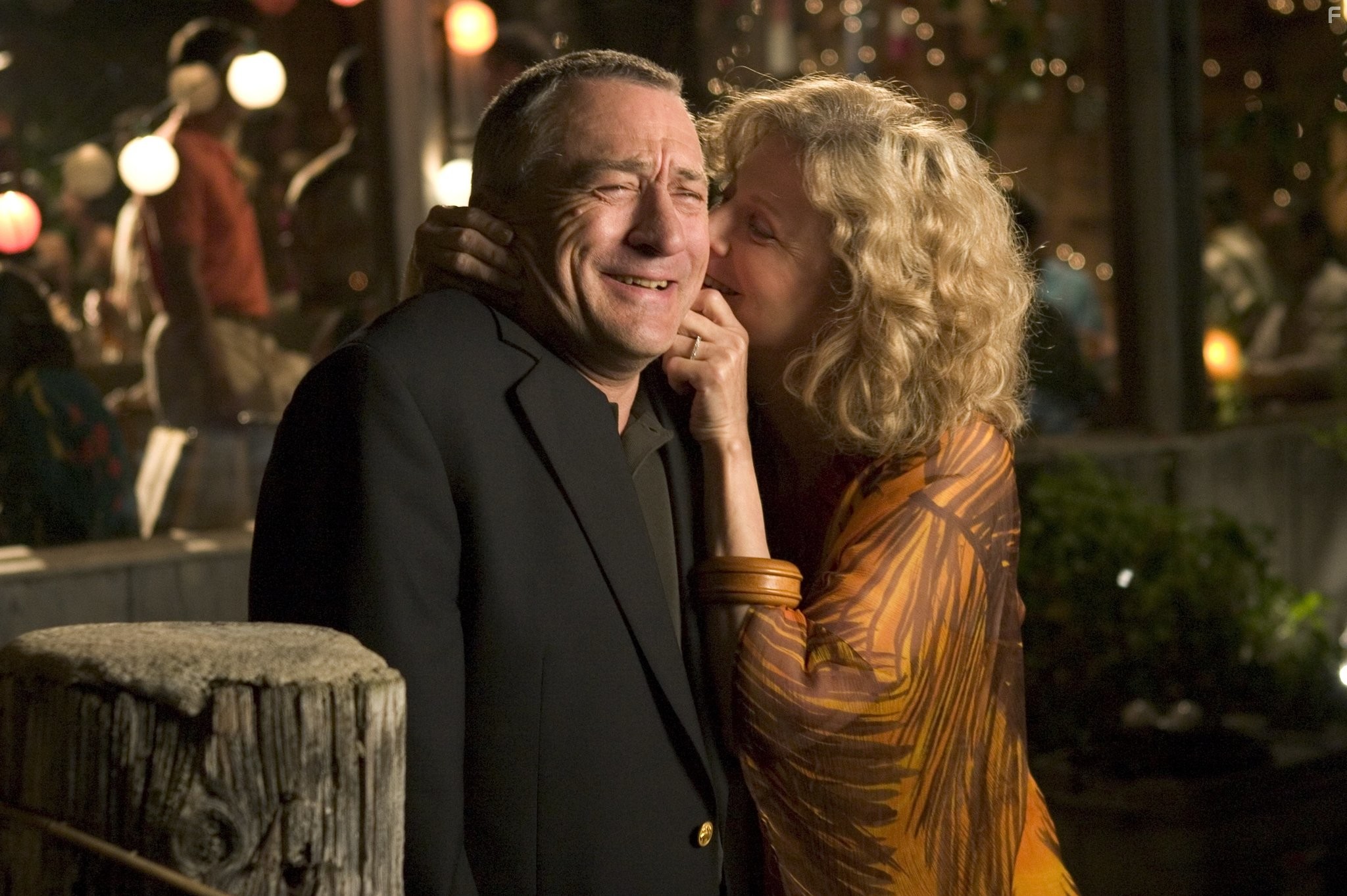 Robert De Niro and Blythe Danner in Знакомство с Факерами (2004)