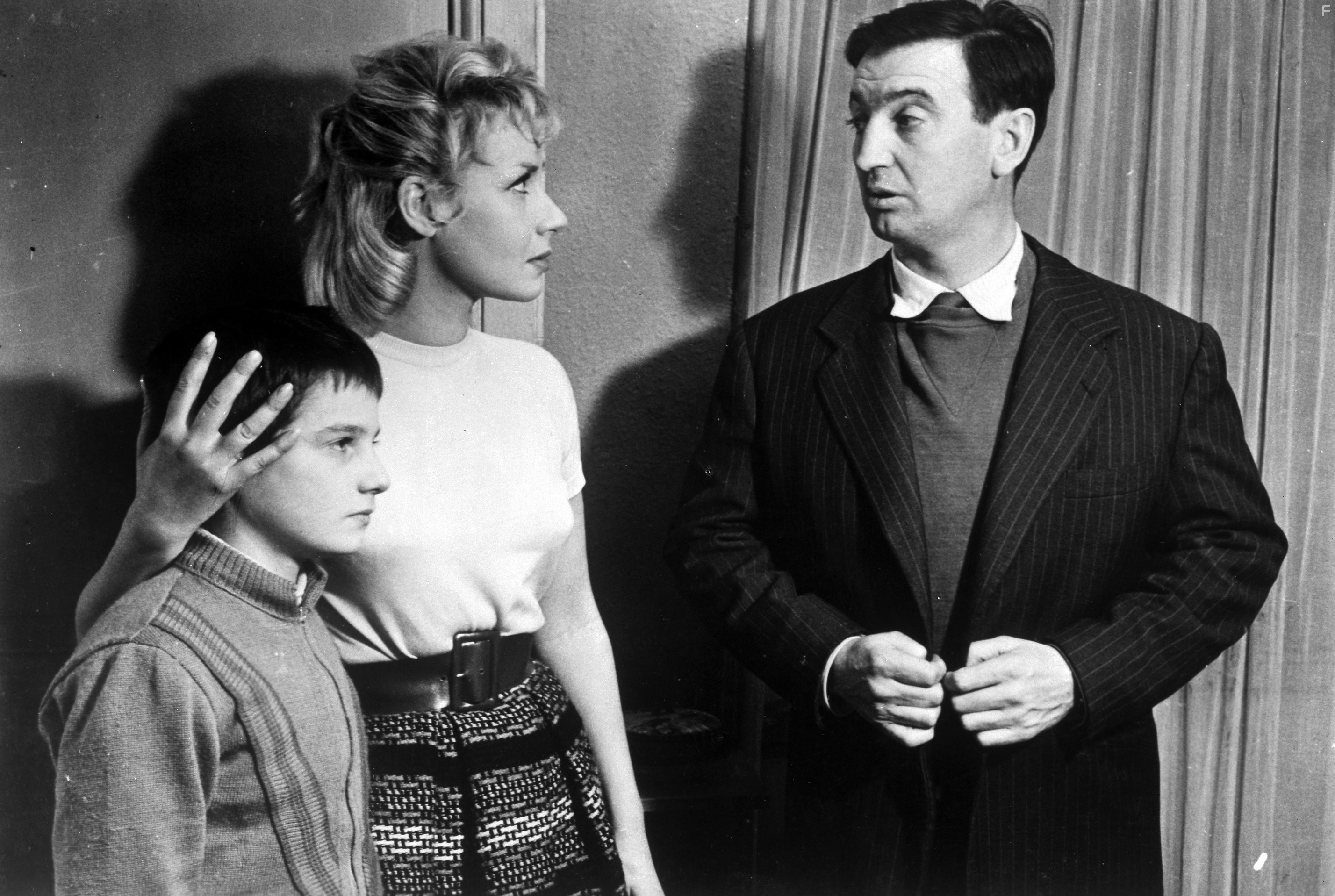 Jean-Pierre L?aud and Claire Maurier in Чeтыреста ударов (1959)