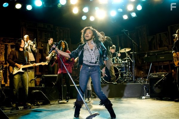 Naturi Naughton in Слава (2009)