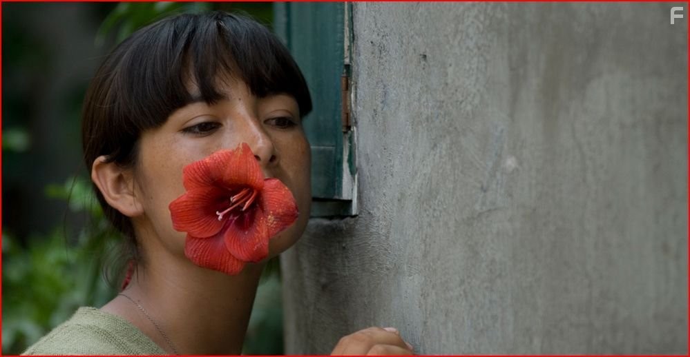 Magaly Solier in Молоко скорби (2009)