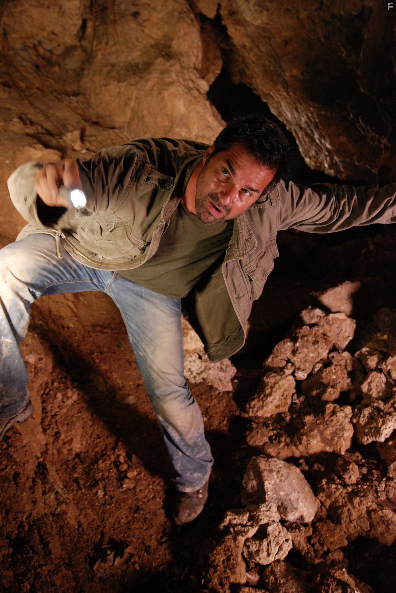 Don Wildman in Cities of the Underworld (2007)