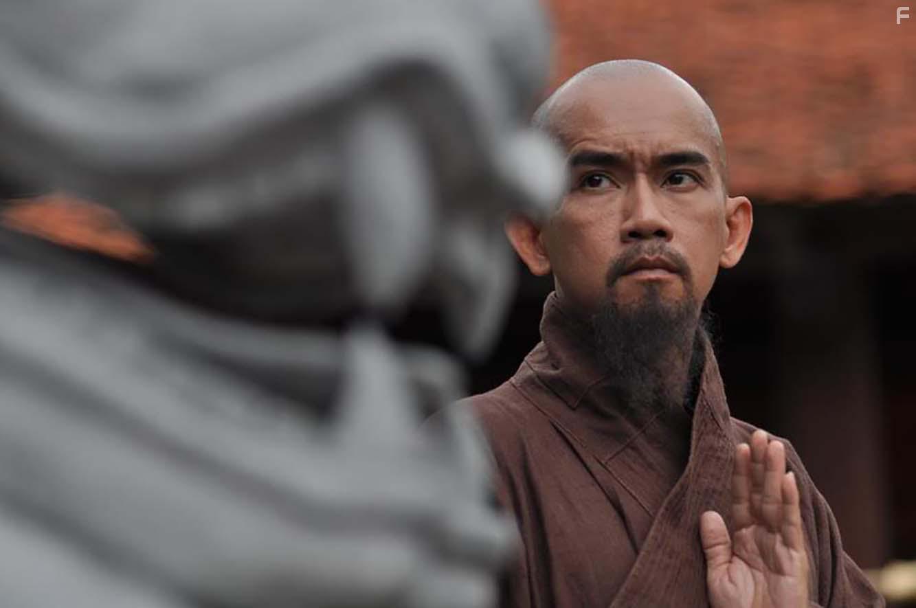 Minh Thuan in Thin menh anh hng (2012)