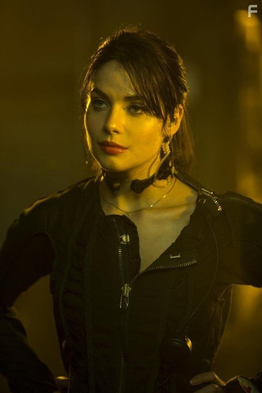 Yuliya Snigir in Крепкий орешек: Хороший день, чтобы умереть (2013)