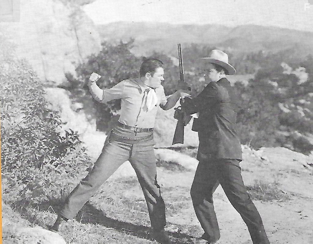 Monte Blue and Tom Keene in Desert Gold (1936)