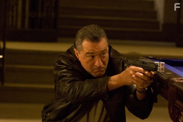Robert De Niro in Право на убийство (2008)