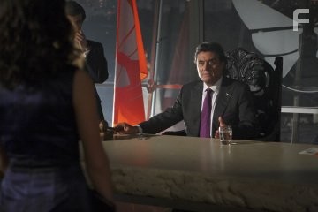 Ian McShane in Короли (2009)