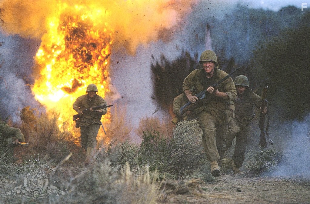 Noah Emmerich and Mark Ruffalo in Говорящие с ветром (2002)