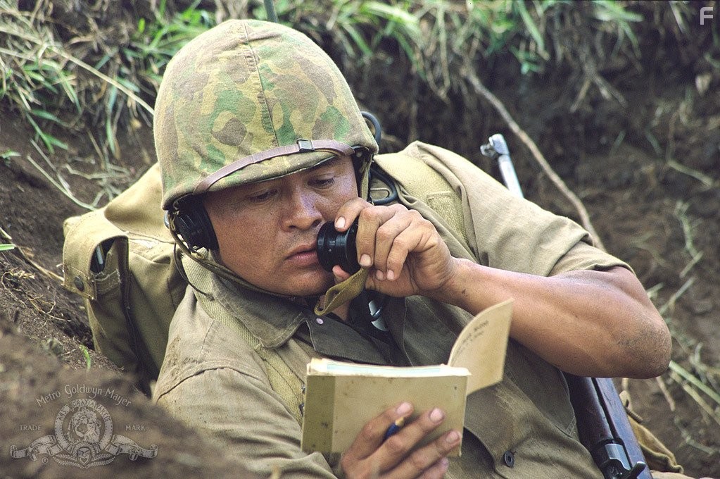 Roger Willie in Говорящие с ветром (2002)