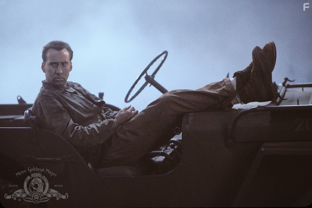 Nicolas Cage in Говорящие с ветром (2002)