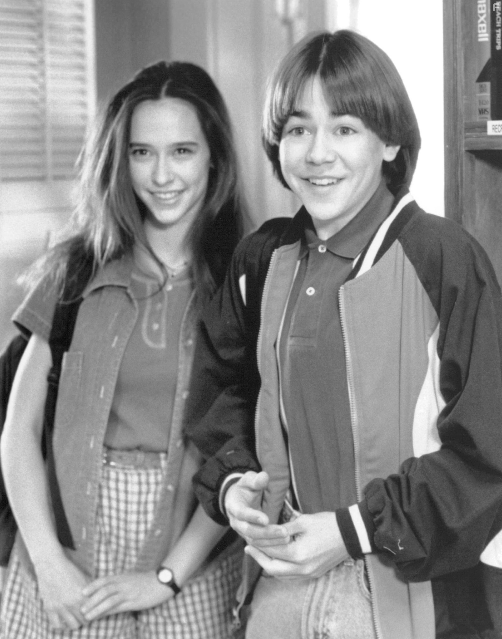 Jennifer Love Hewitt and Kyle Howard in Домашний арест (1996)