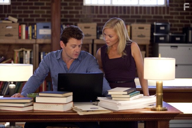 Nic Bishop and Kelli Giddish in Past Life (2010)