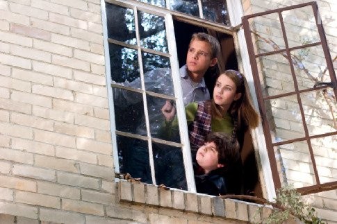 Emma Roberts, Max Thieriot, and Josh Flitter in Нэнси Дрю (2007)