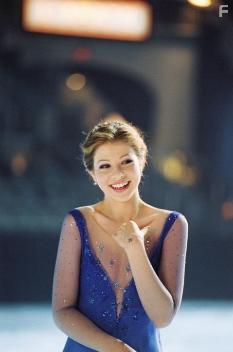 Pictured:  Casey (Michelle Trachtenberg).