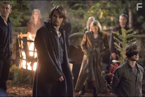 Hugh Dancy and Olivier Martinez in Кровь и шоколад (2007)