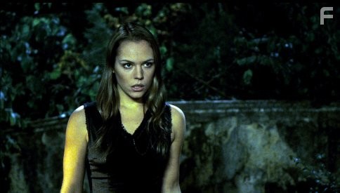 Agnes Bruckner in Кровь и шоколад (2007)