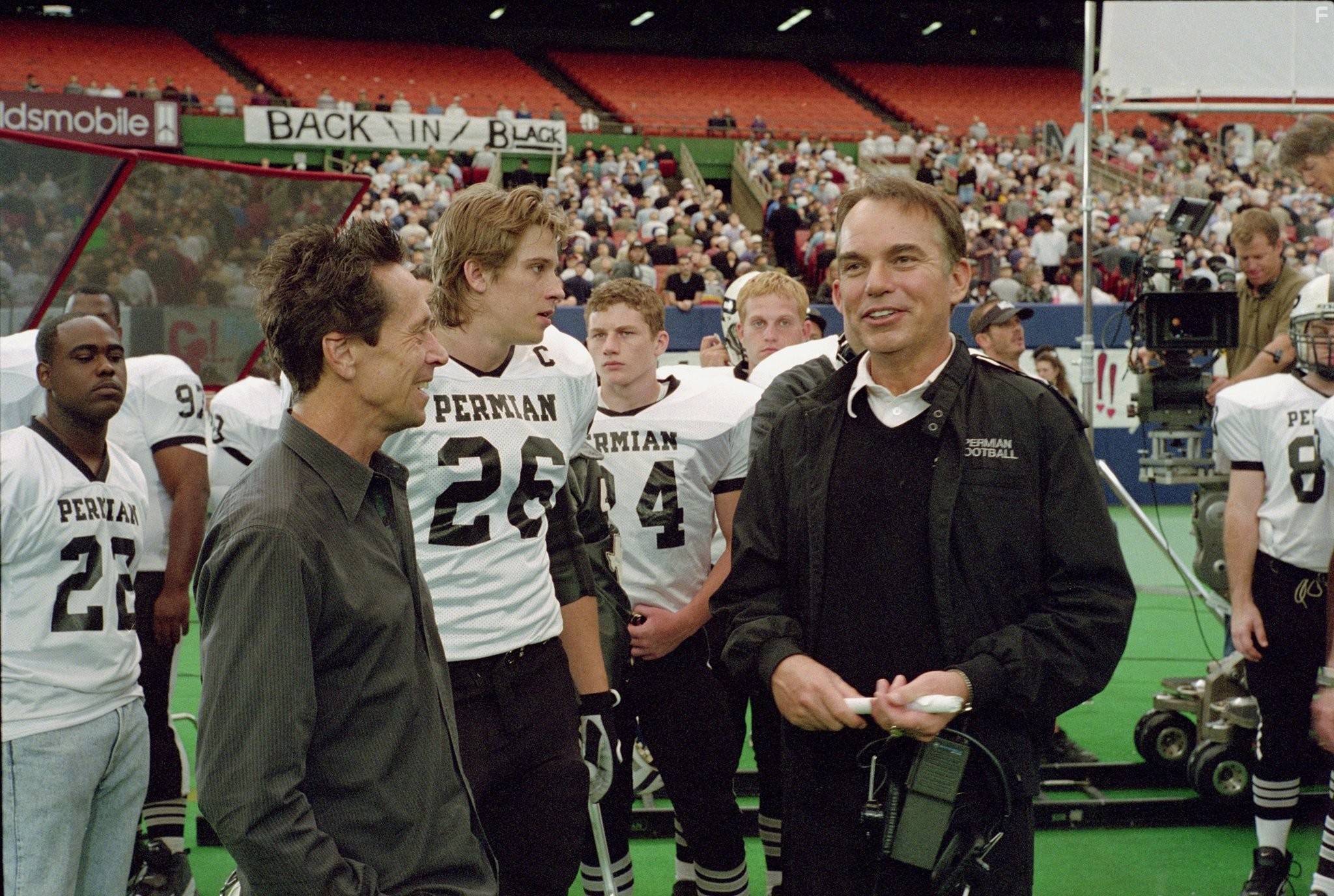 Billy Bob Thornton, Brian Grazer, and Garrett Hedlund in В лучах славы (2004)