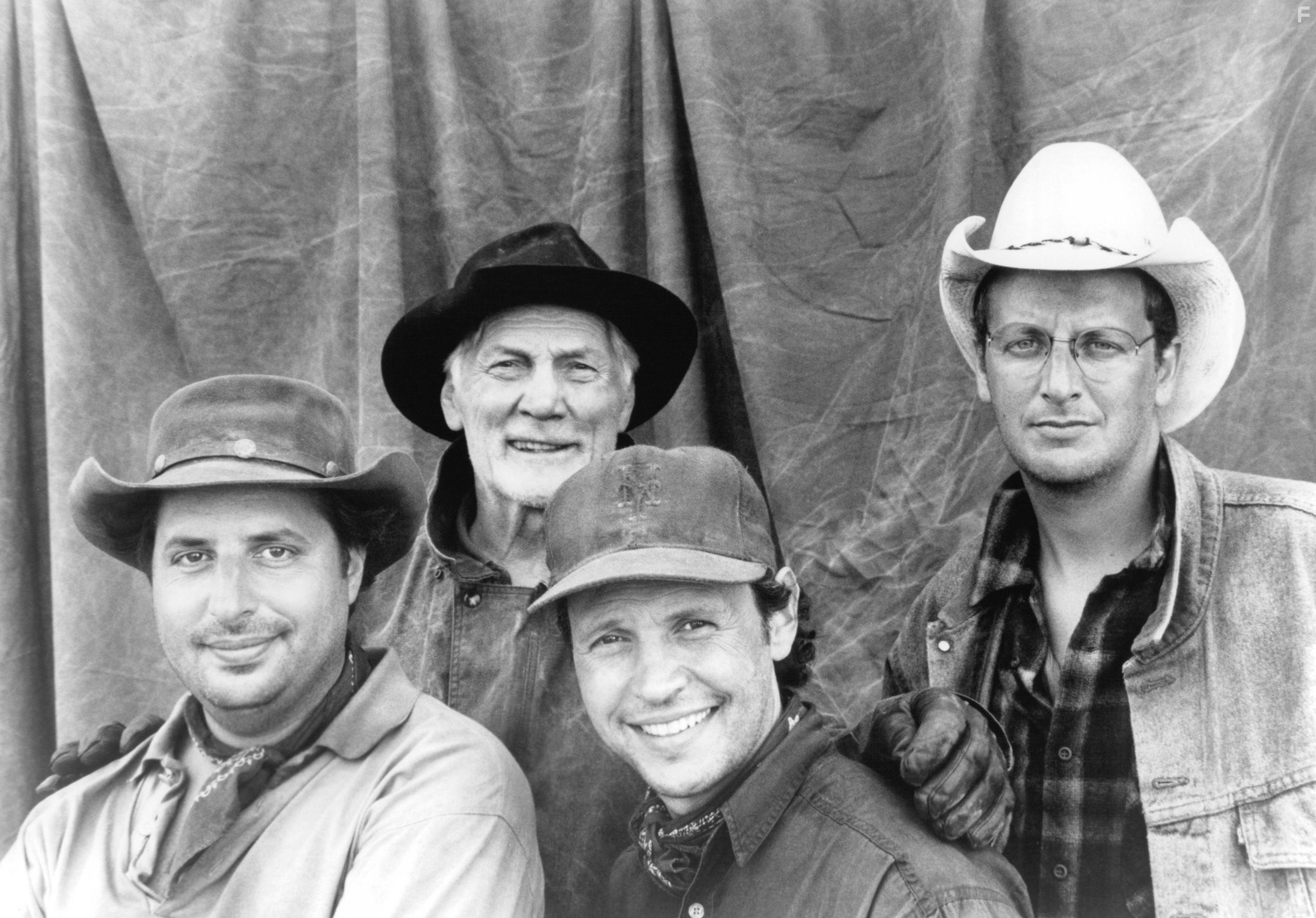 Billy Crystal, Jon Lovitz, Jack Palance, and Daniel Stern in Городские пижоны 2: Легенда о золоте Кёрли (1994)