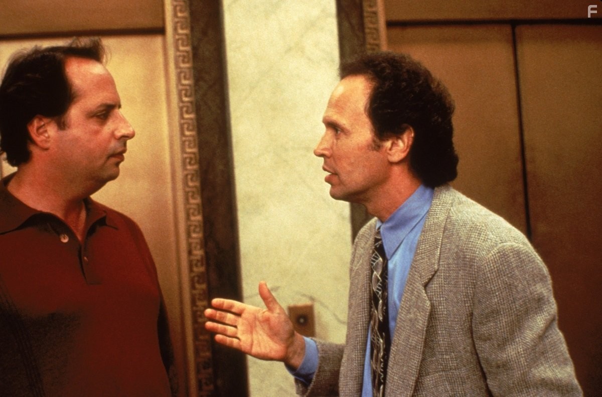 Billy Crystal and Jon Lovitz in Городские пижоны 2: Легенда о золоте Кёрли (1994)