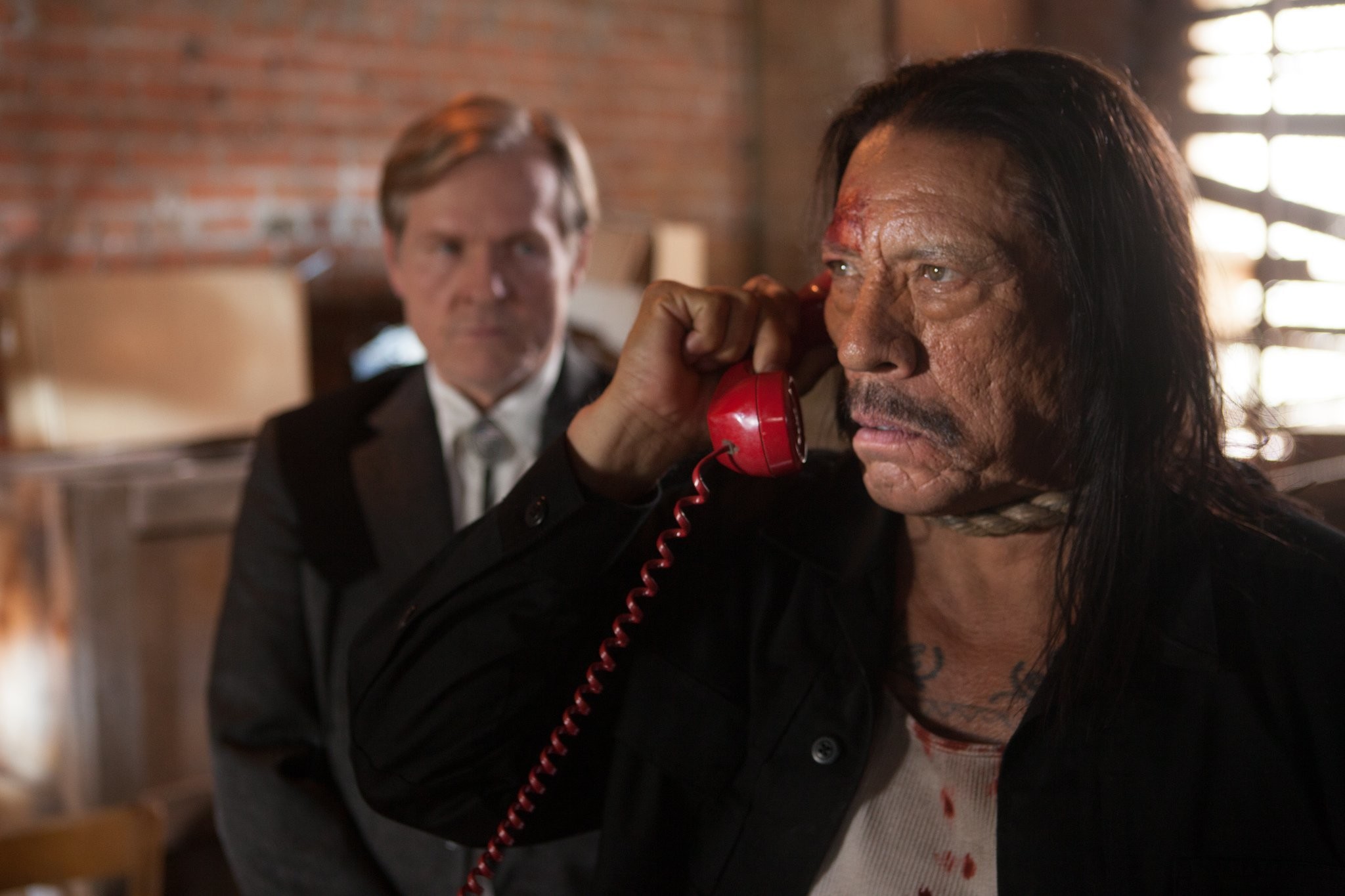 Danny Trejo and William Sadler in Мачете убивает (2013)